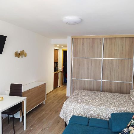 Recien Reformado, Fire Stick Amazon, Wifi, 2 Pers, Centrico, 20 M Playa Lägenhet Torremolinos Exteriör bild