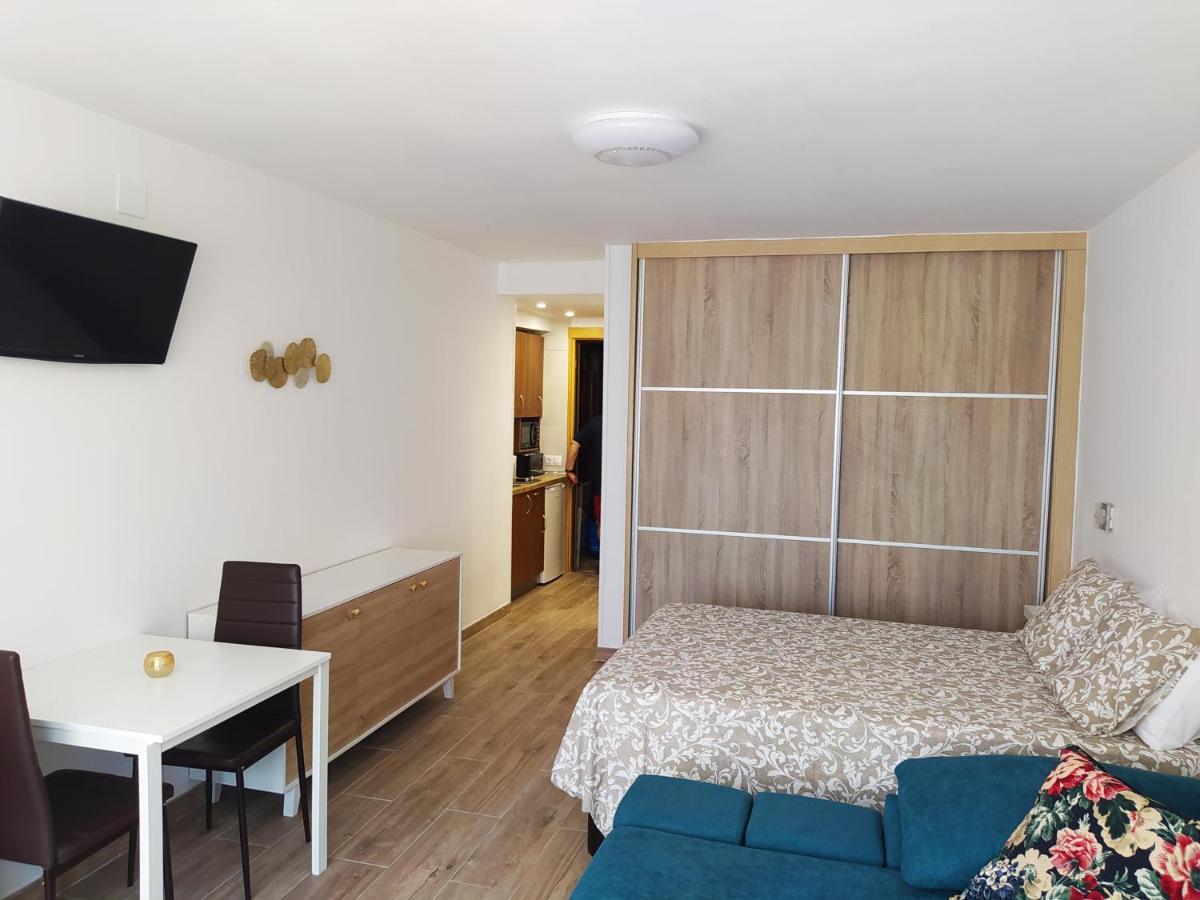 Recien Reformado, Fire Stick Amazon, Wifi, 2 Pers, Centrico, 20 M Playa Lägenhet Torremolinos Exteriör bild